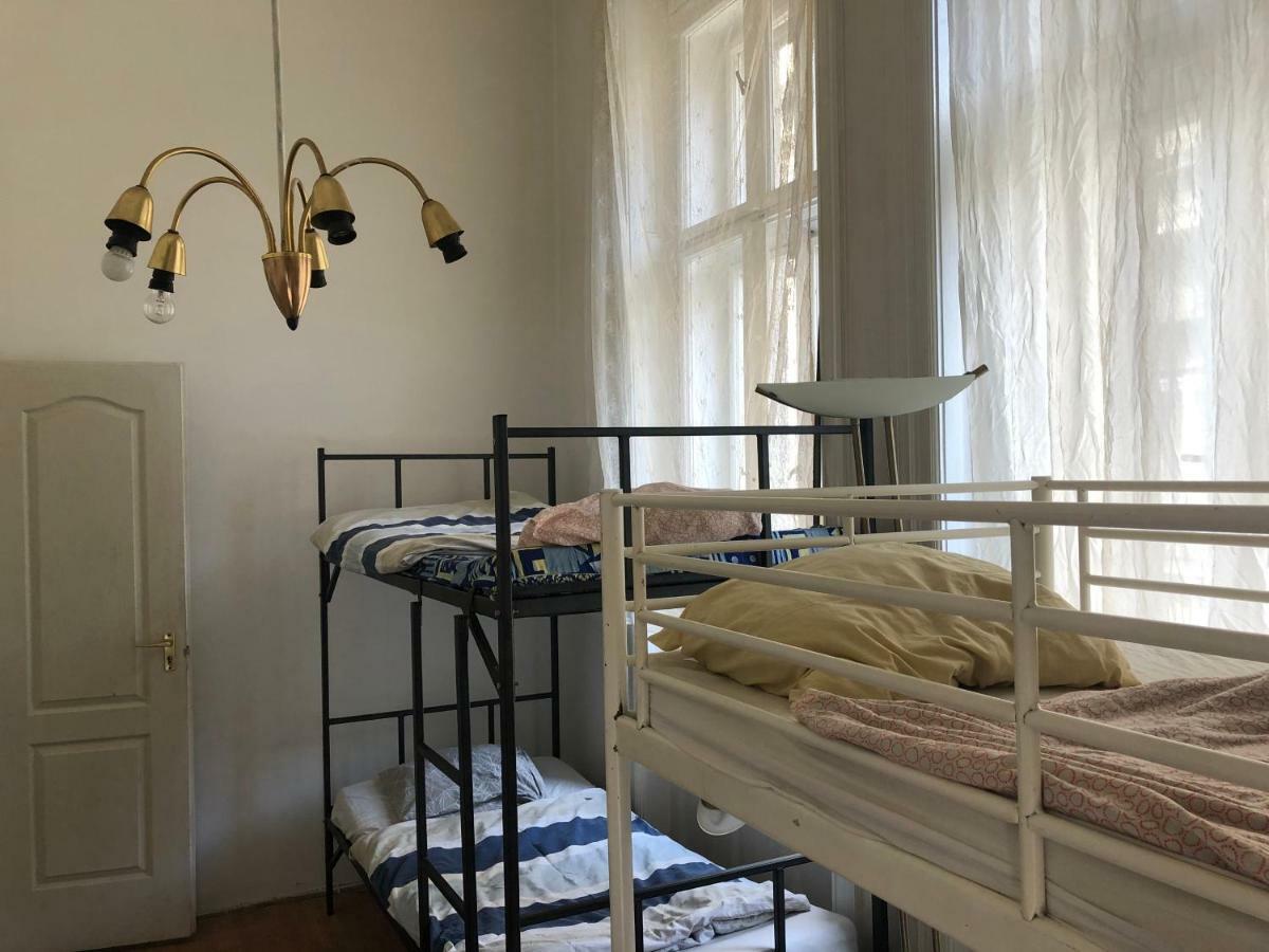 East End Hostel *